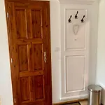 Statek Dolni Sucha Гостевой дом Chotyne